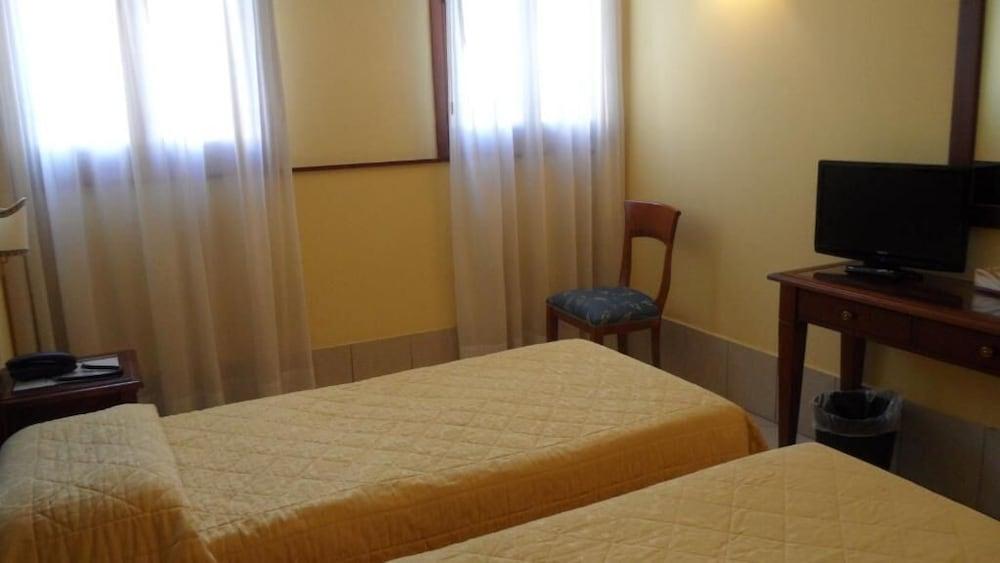 Alloggi Marinella Velence Kültér fotó